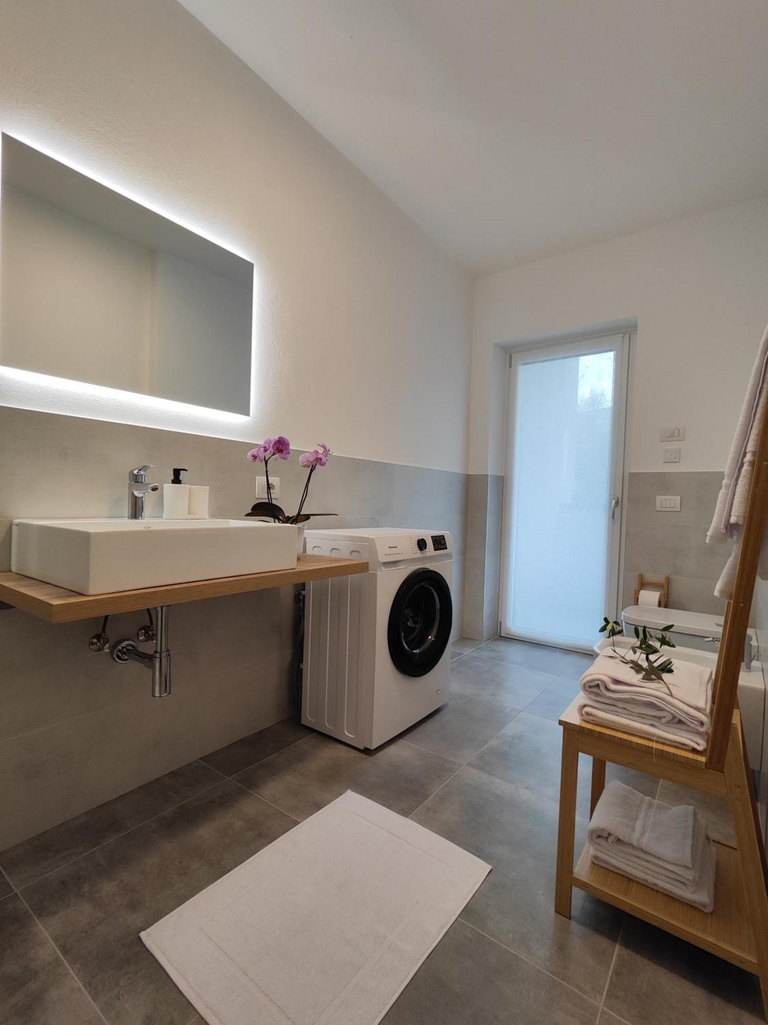 Ferienwohnung Oasi Degli Ulivi Riva del Garda Exterior foto