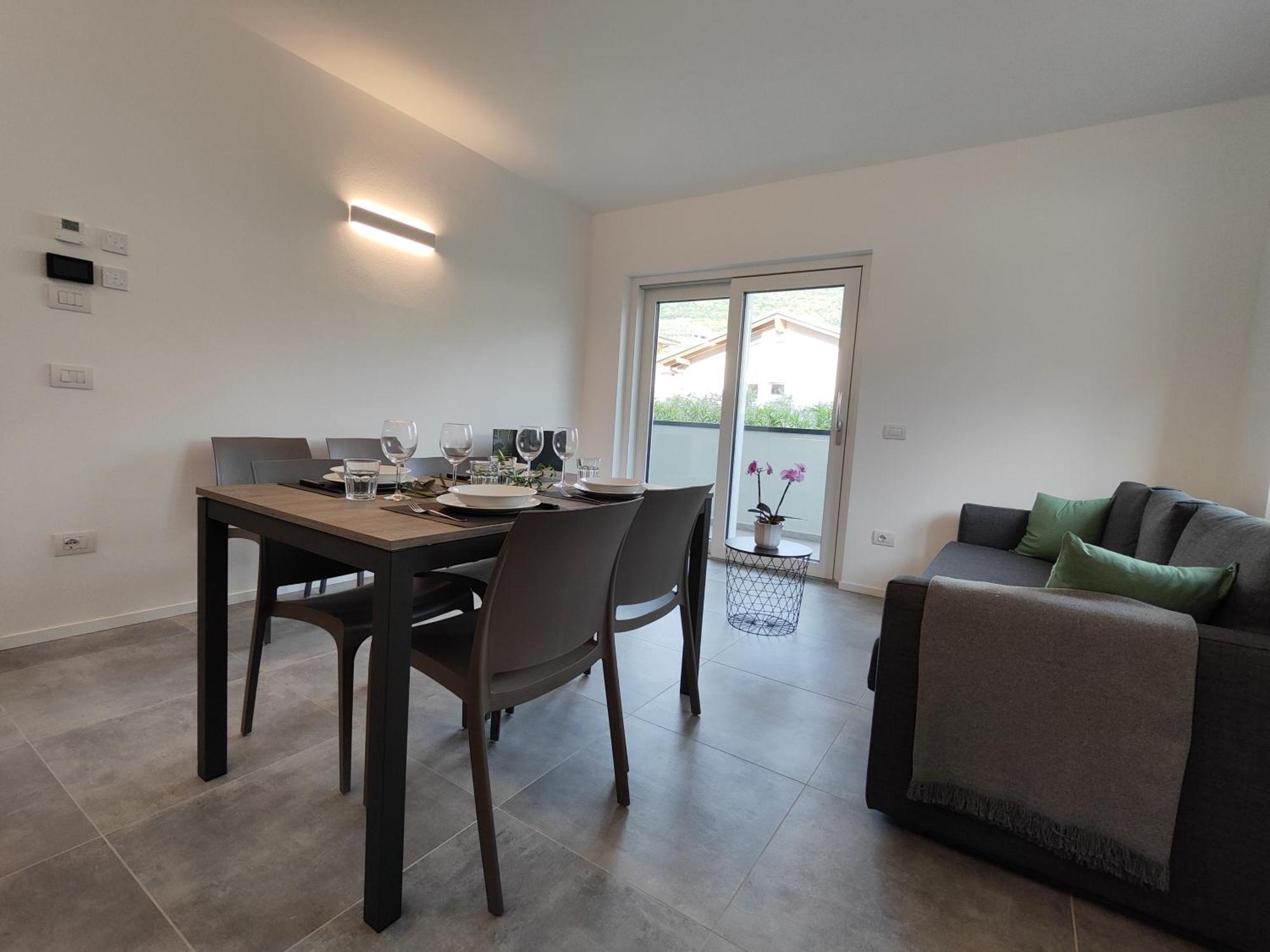 Ferienwohnung Oasi Degli Ulivi Riva del Garda Exterior foto