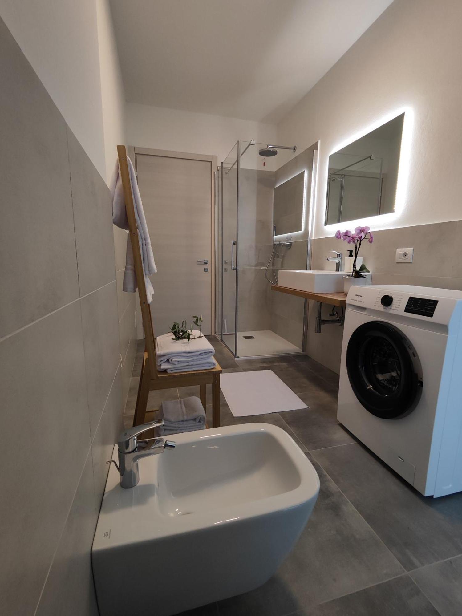 Ferienwohnung Oasi Degli Ulivi Riva del Garda Exterior foto
