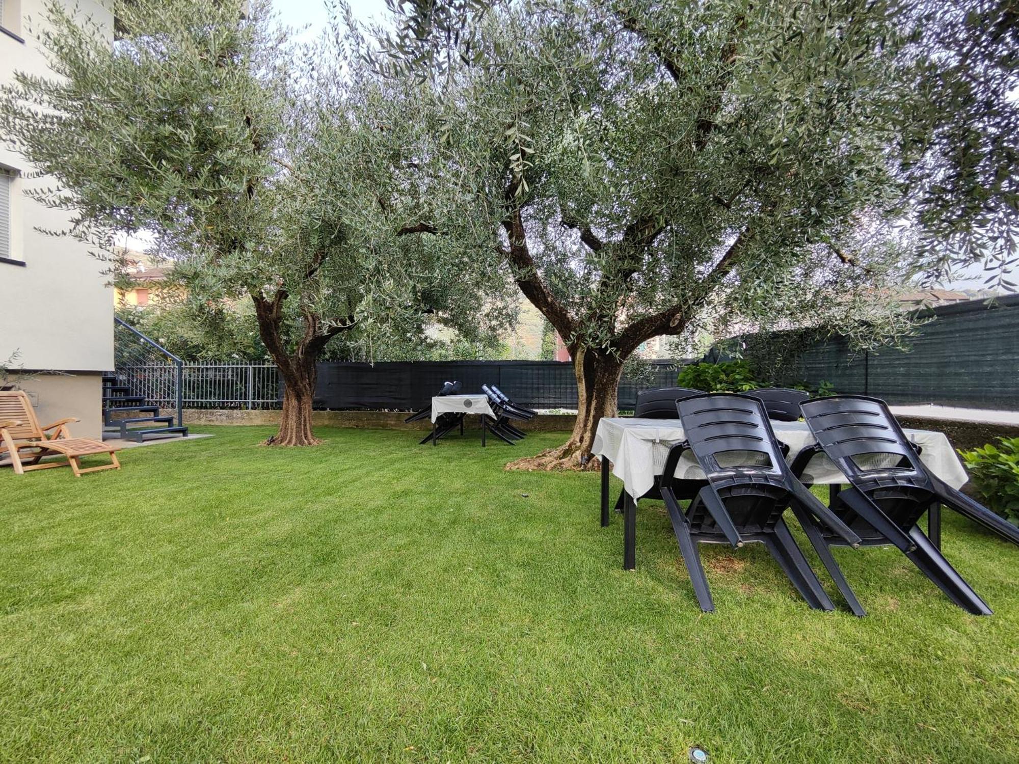 Ferienwohnung Oasi Degli Ulivi Riva del Garda Exterior foto