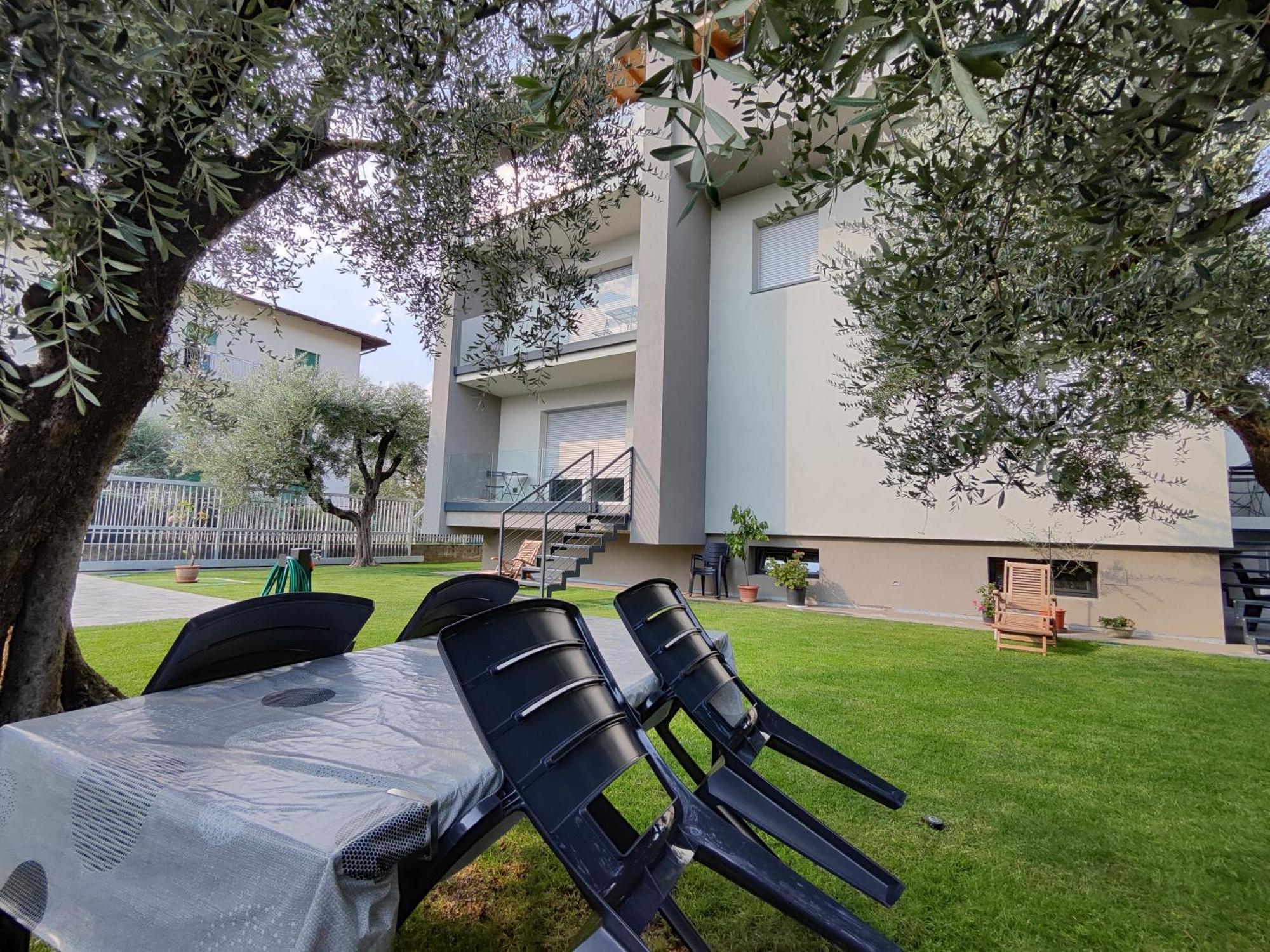 Ferienwohnung Oasi Degli Ulivi Riva del Garda Exterior foto